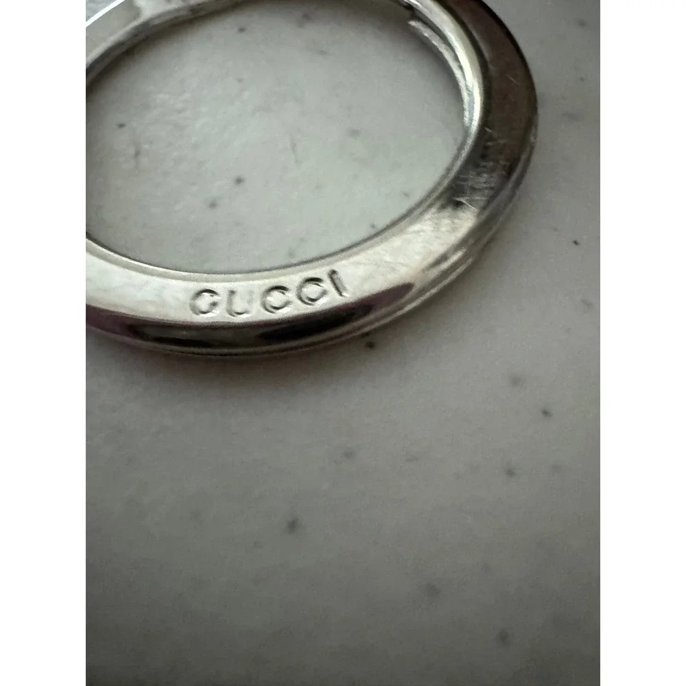 Gucci Silver Tone Twist Split Key Ring Made in Italy Logo Engraved Accessory